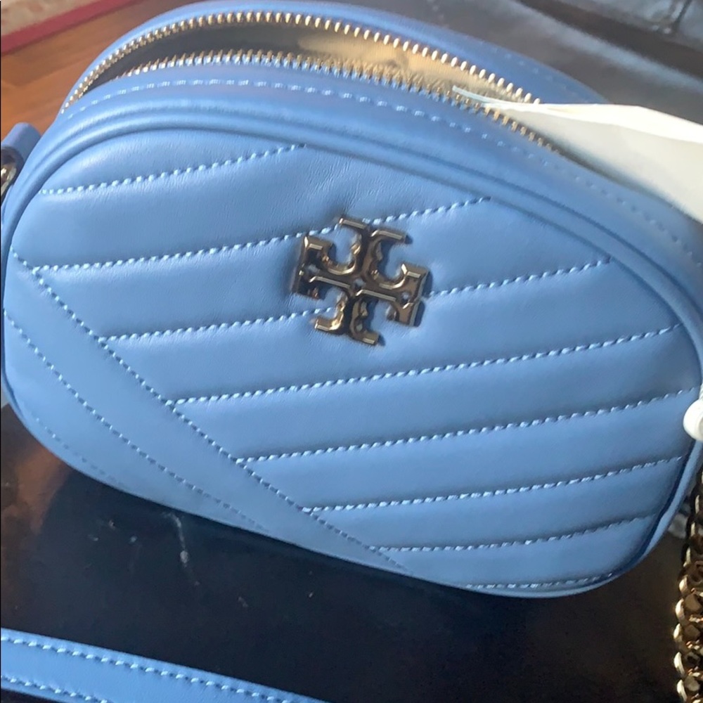 NWT Tory Burch Kira Chevron leather Camera Bag Bluewood fits big phones new tag